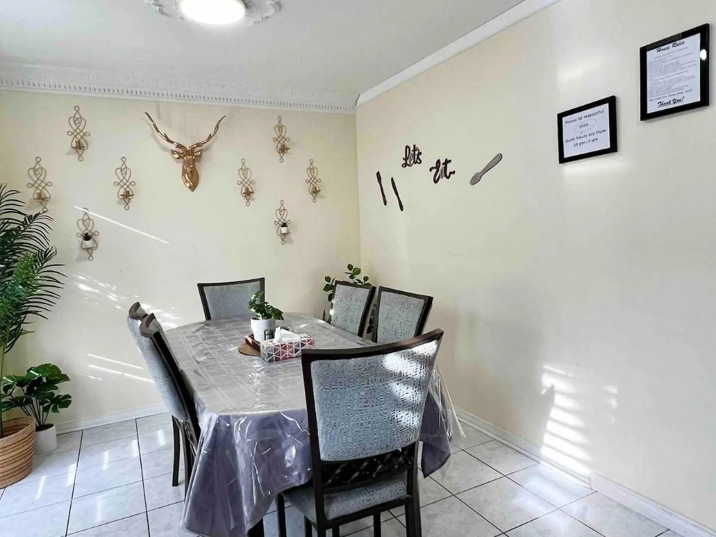 R2 Private Room Near Airport Mississauga