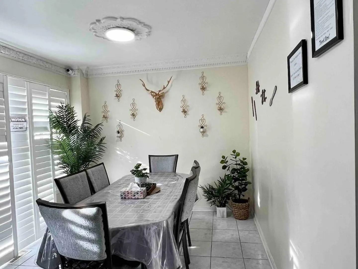 Holiday home R2 Private Room Near Airport Mississauga
